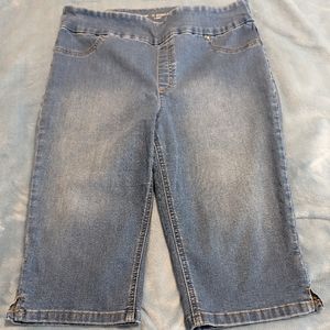 Chico's Stretch Pedal Pushers Size 2.5